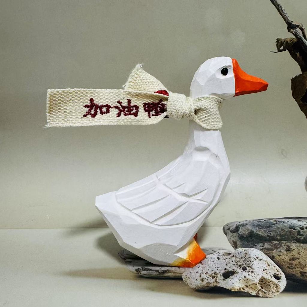 Modern Minimalist Wooden Animal Toy With Handcrafted Duck Design For Gift Giving