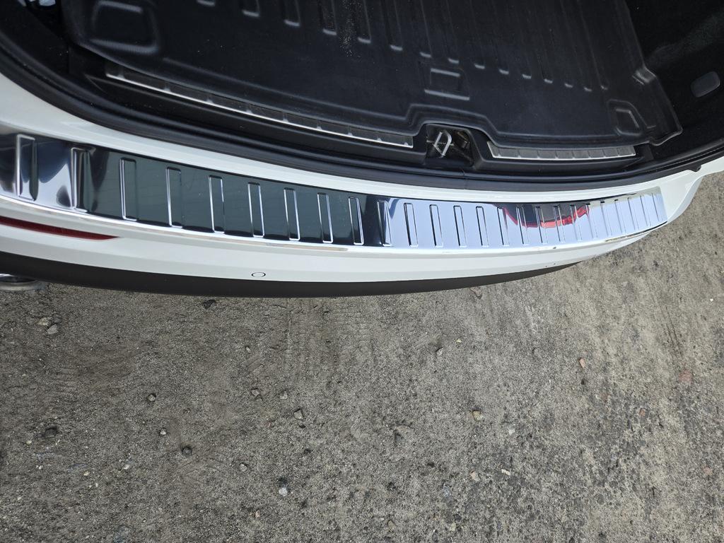 

Накладка на задній бампер Carmos глянець (нерж) для Volvo XC60 2017- мм