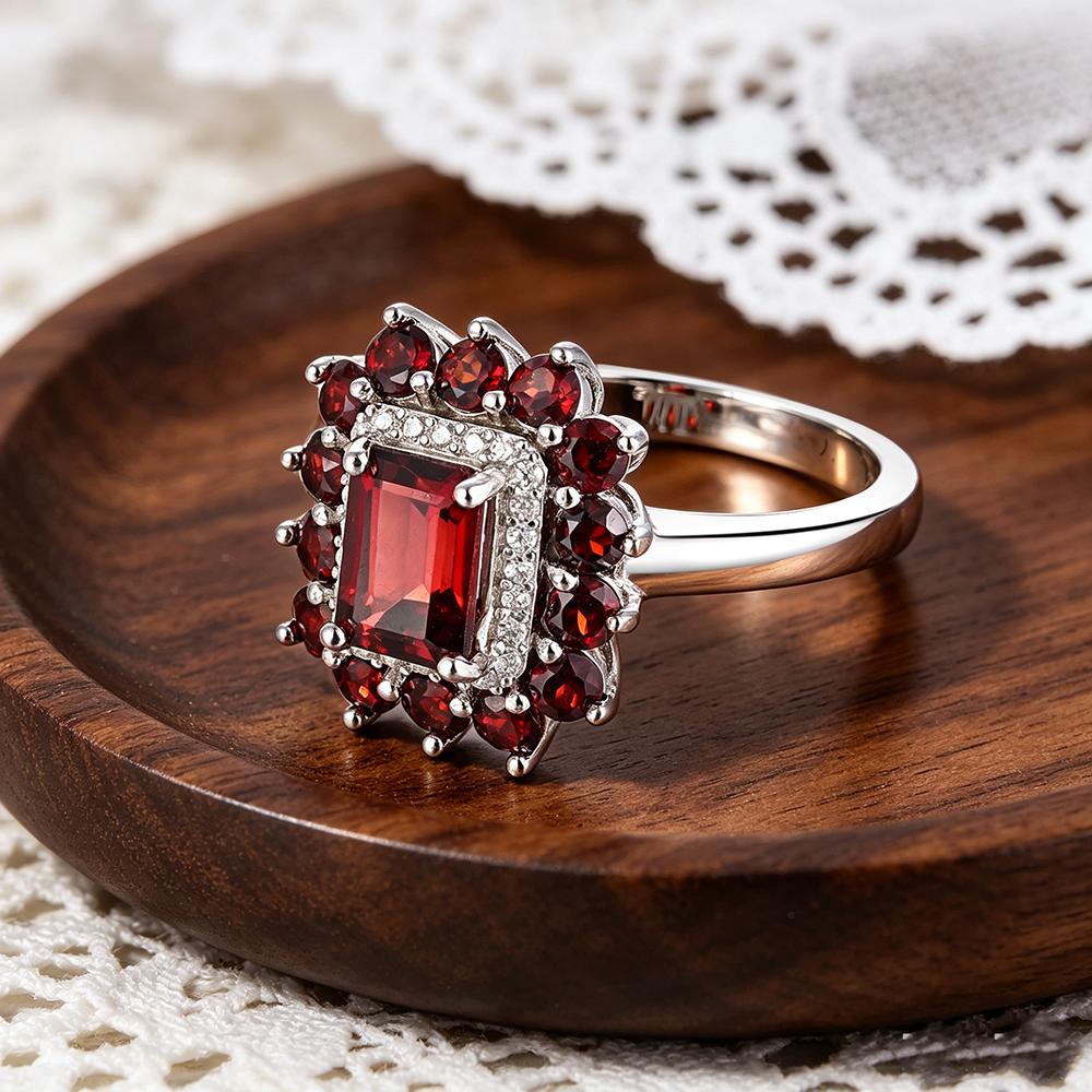 Exquisite Natural Garnet January Birthstone Ring 925 Sterling Silver Grounding Gemstone Fine Jewelry for Women Party Wear Gift