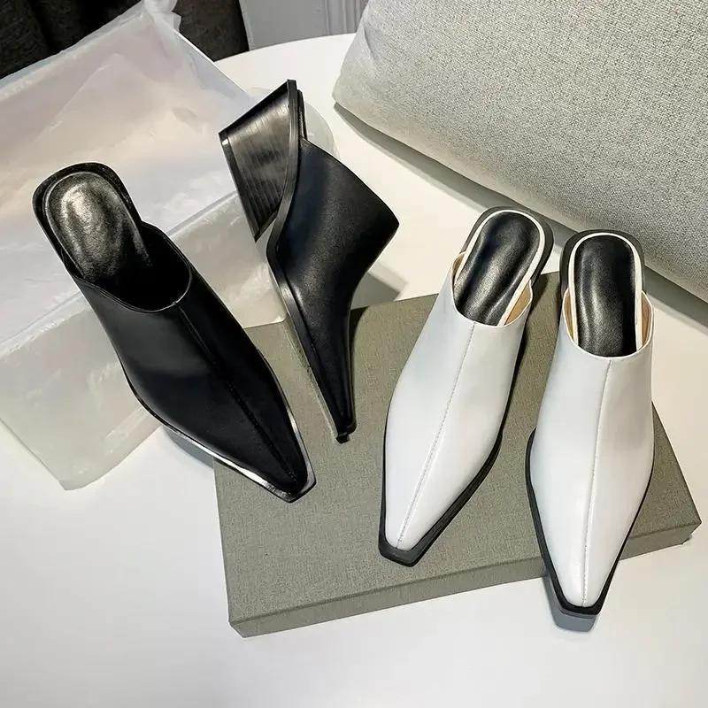 Schuhe Damen Hausschuhe Slipper Loafers Luxus Pantoletten Damen Mules Zehenbedeckt Quadratischer Absatz Keilabsatz Mules Niedrig 2025 Designer Block