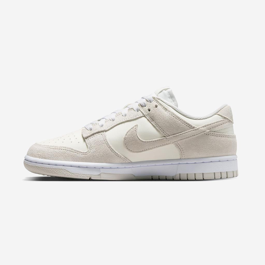 Nike Dunk Low [IO4244-105]