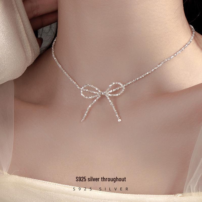 

Banyan Tree S925 Silver Bow Necklace - Exquisite Korean Clavicle Chain for Women