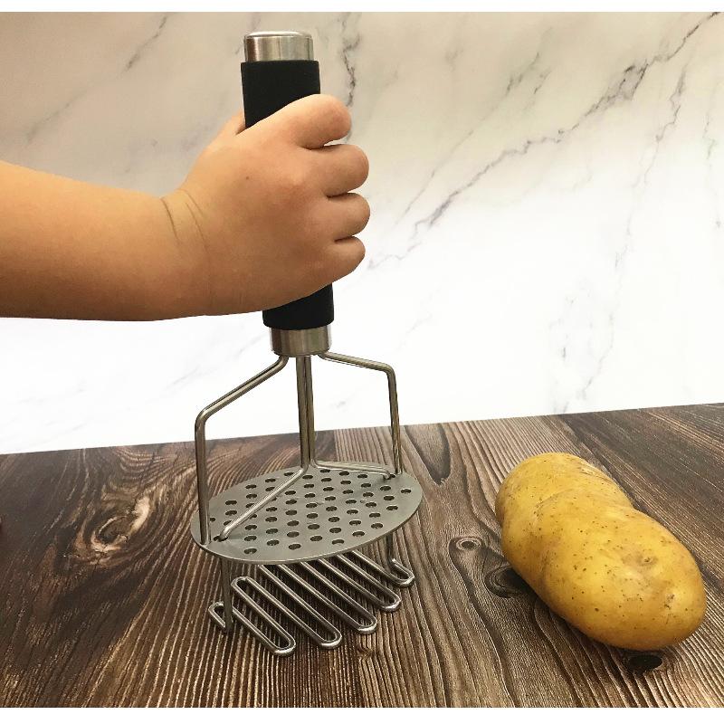 Kreativer Kartoffelstampfer