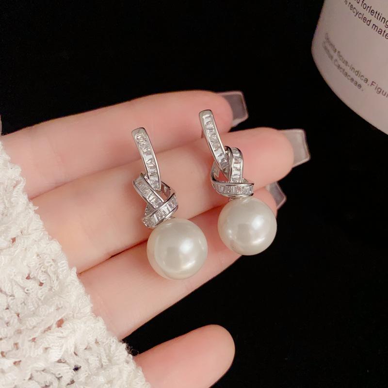 Light Luxury Micro Inlaid Zircon Knotted Pearl  Silver Needle Exquisite and Fashionable Super Sparkling Earrings