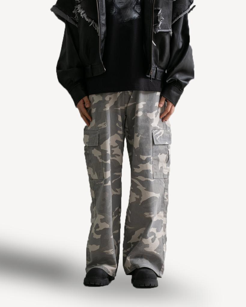 Deom Camo Wide Cargo Pants White