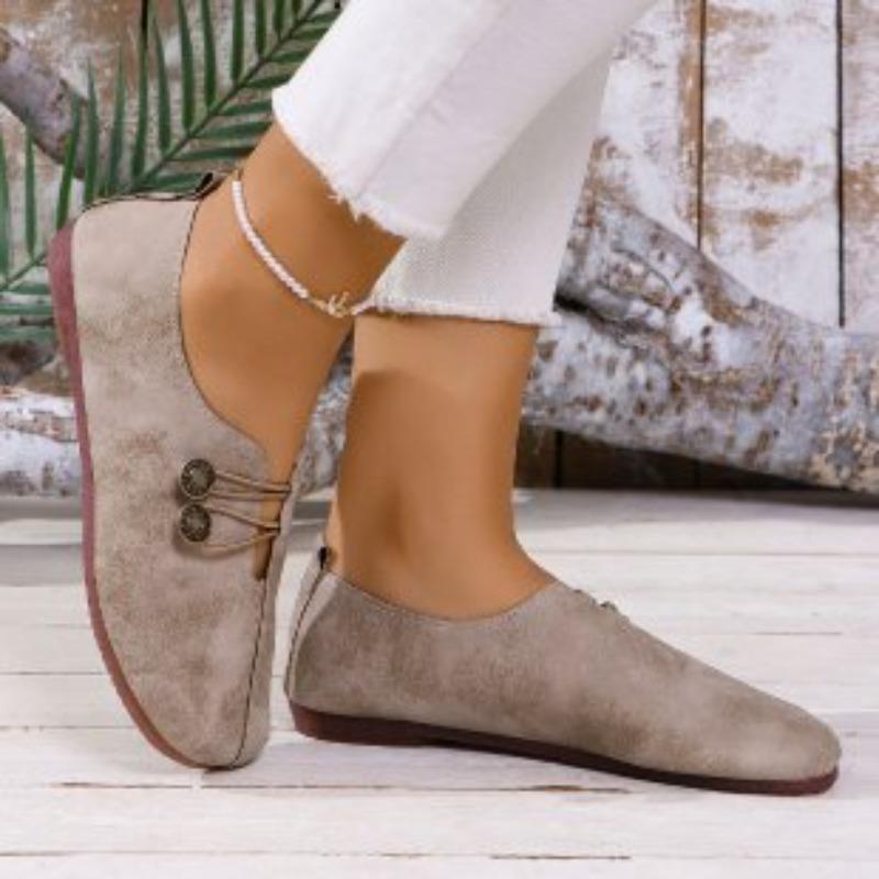New Soft Leather Flat Casual Single Shoes with A Round Toe and A Shallow Opening, Large-sized Women's Shoes