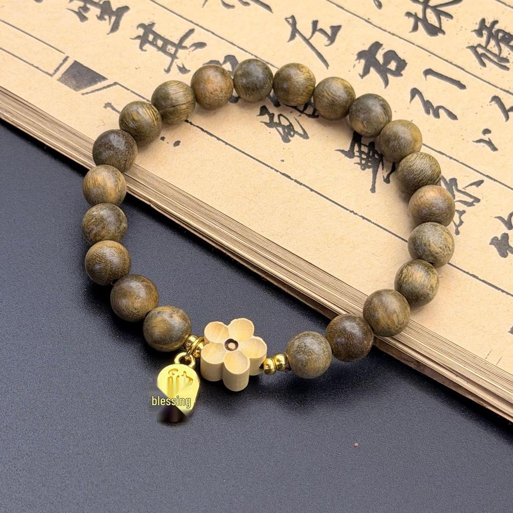 Argentina Green Sandalwood Beaded Bracelet: 8mm Buddhist Rosary for Men & Women