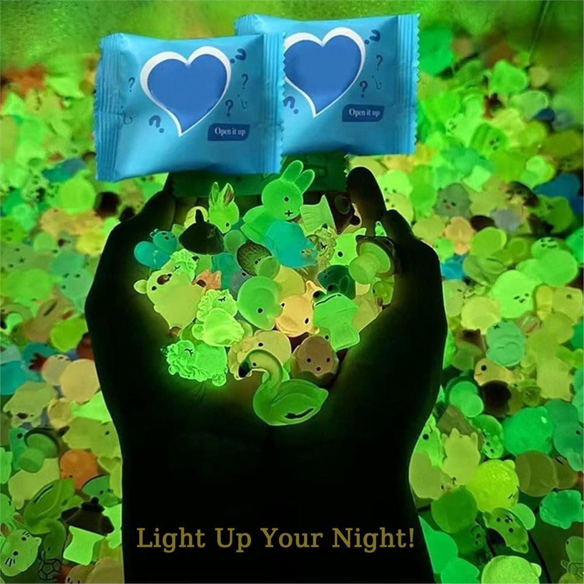 

Mini Glow in the Dark Animal Resin Models, 100pcs Mystery Blind Bag for Fairy Garden Accessories China Mainland