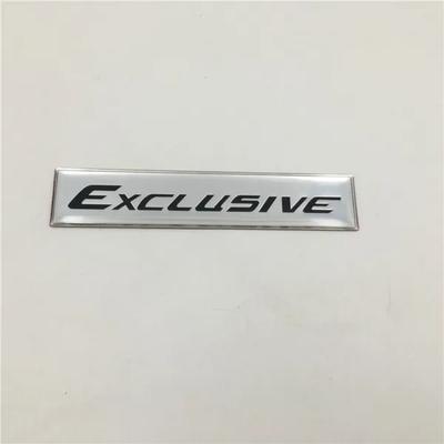 Pentru autocolante exclusive pentru plăcuța de identificare a emblemei din spate F/ortuner