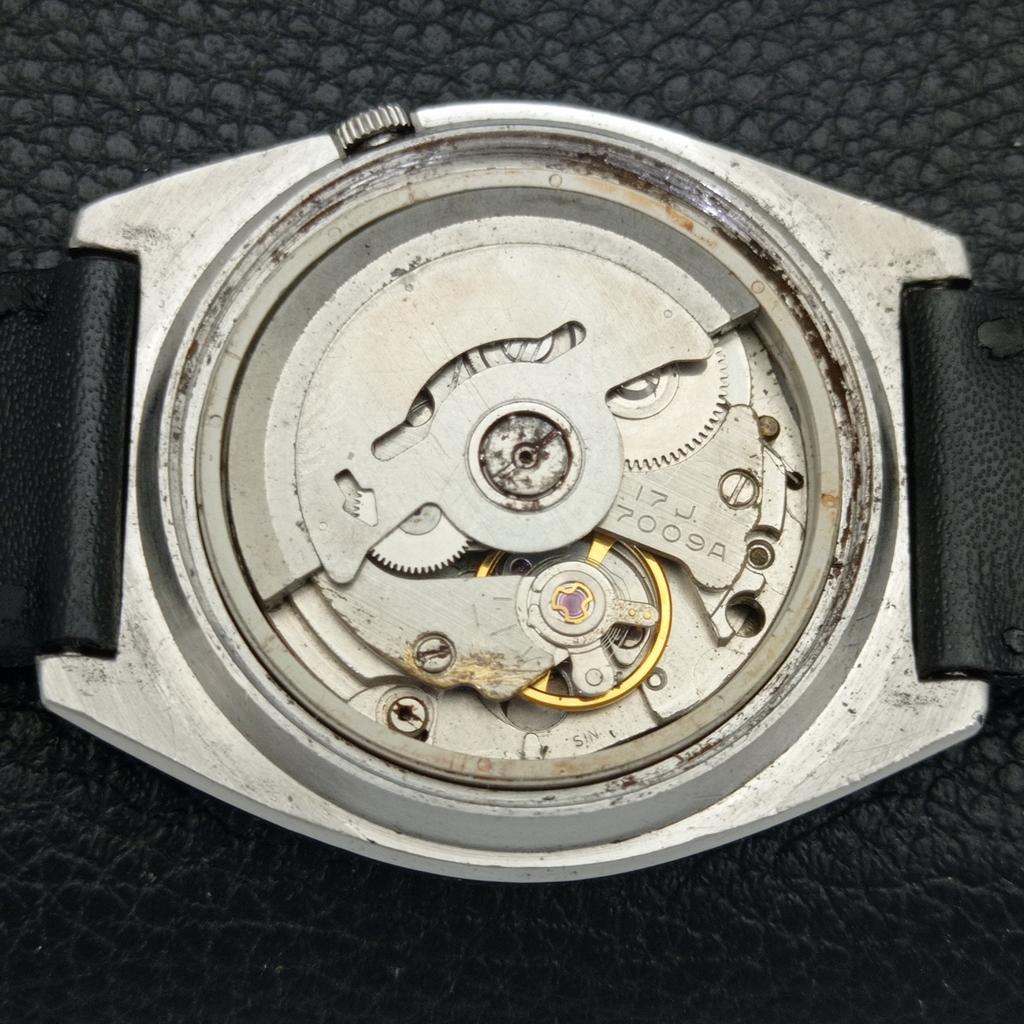 AUTOMATIC VINTAGE SEIKO 5 JAPAN 7009A MENS GREEN COLOR DIAL WATCH a702097-5 R208-a702097