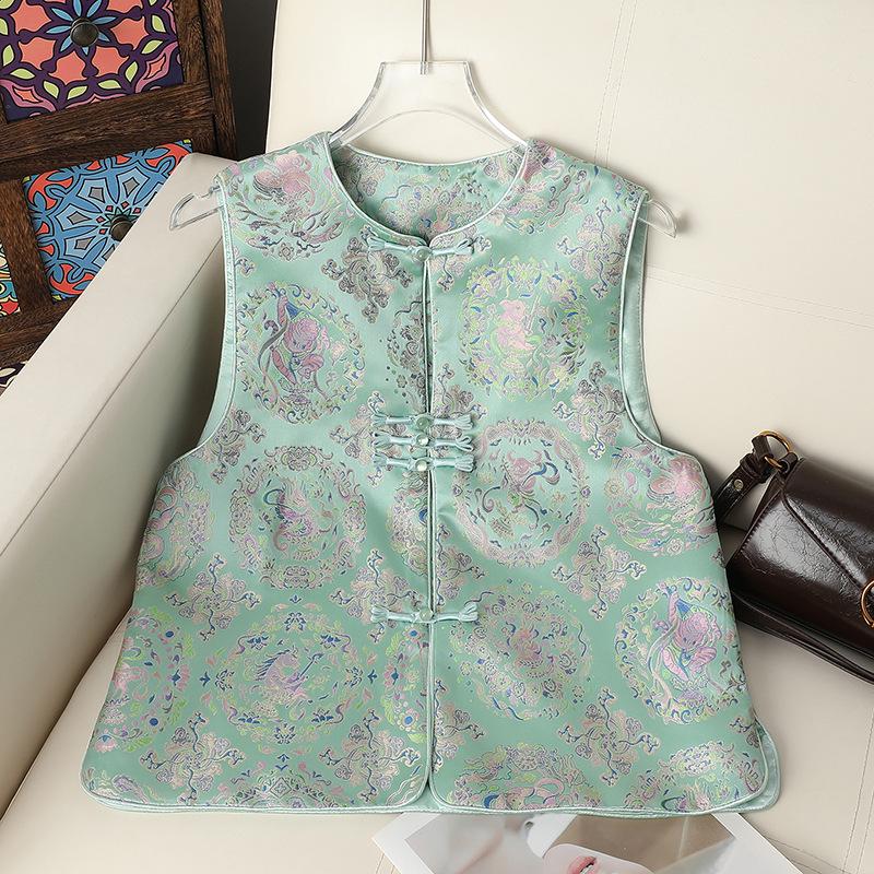 

Women s Retro Chinese Vest with Frog Buttons - Sleeveless, Slimming, Loose Fit for Spring and Autumn 2XL (50-57.5 kg) светло-зеленый