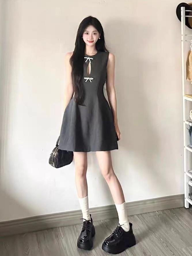 Bow Hollow Sleeveless Dress Children Waist Thin Temperament Design Sense Niche Sexy Short Skirt Summer