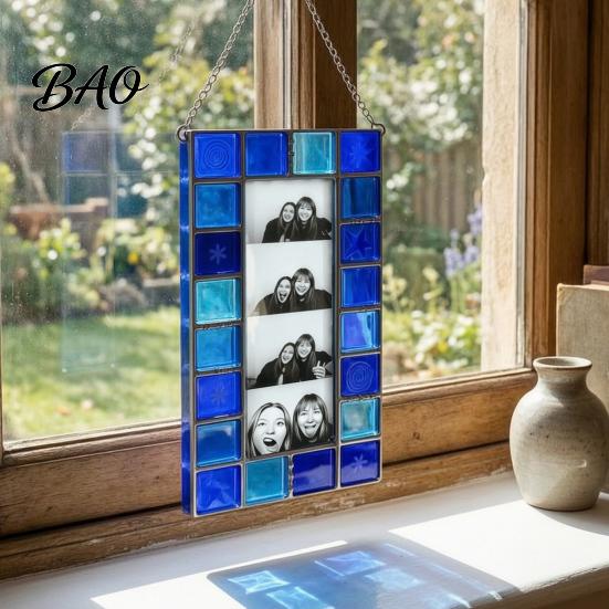 Holiday Commemorative Keepsake Acrylic Photo Frame Light Catcher, Retro Stained Glass Style Hanging Home Soft Furnishing Decor Display with