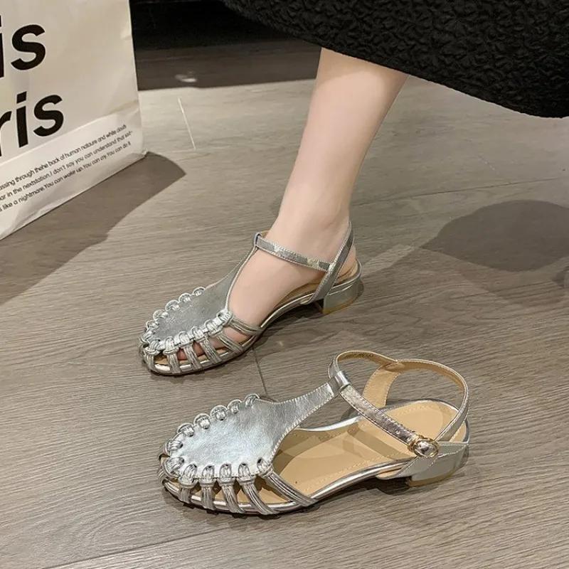 2025 Hot Sale Summer Women's Closed Toe Rome Sandals Outdoor Dress Buckle Strap Shoes Hollow Weave Low Heel Daily Modern Sandals