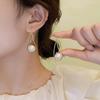 Simple Metal Pearl Earrings Women'S Retro Elegance Temperament Celebrity Atmosphere Niche Design Explosive Earrings