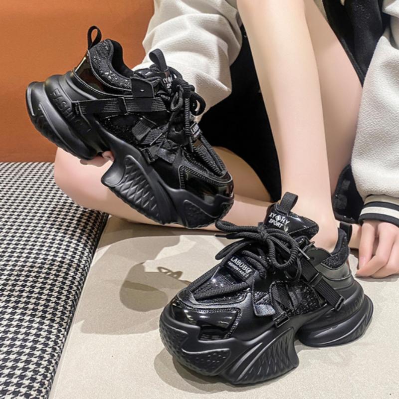 Women's Autumn and Winter Soft-soled Dad Shoes Lightweight Thick-soled Height-enhancing Casual Sports Shoes