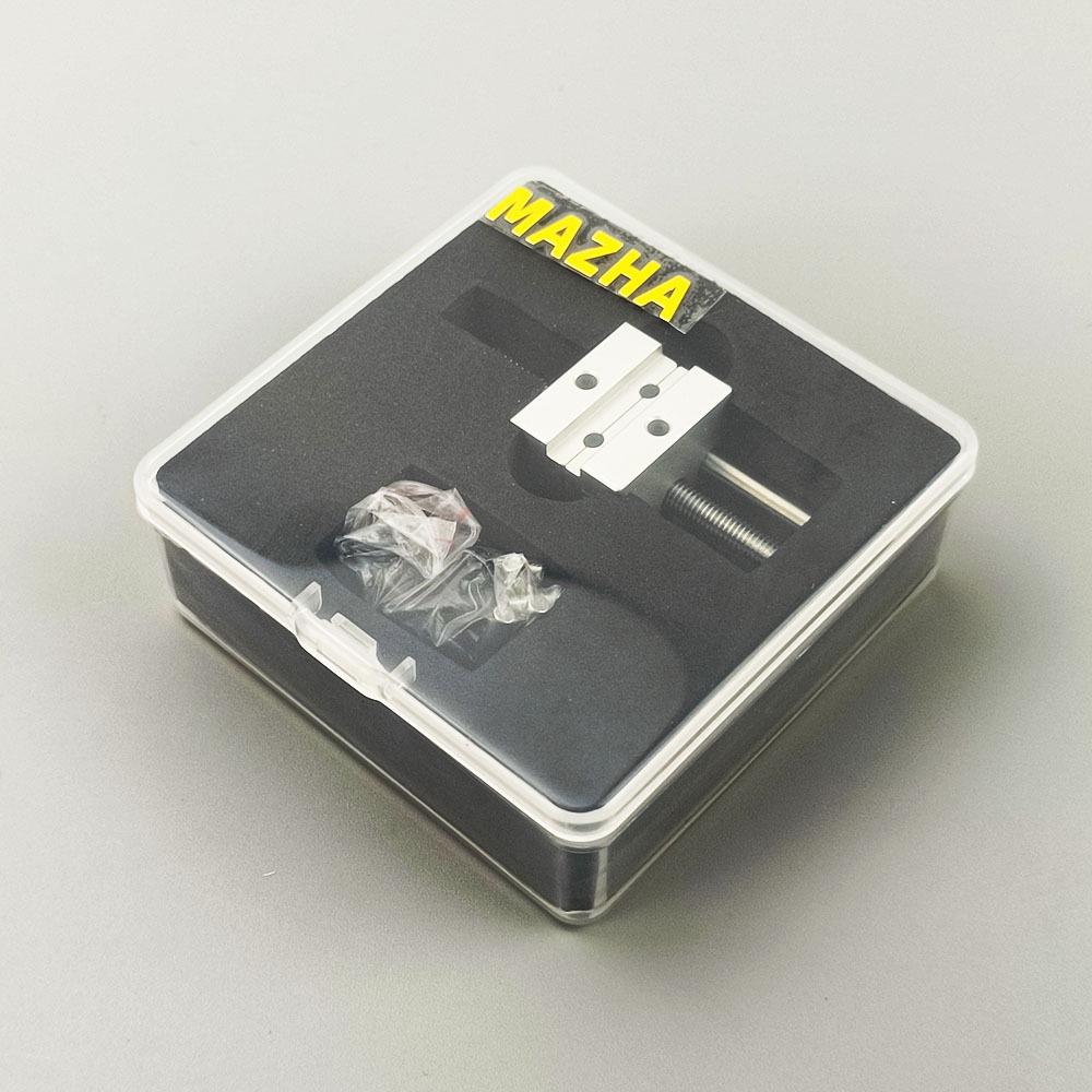 Precision Mini Bench Vise for Painting, Polishing & Modifying Models