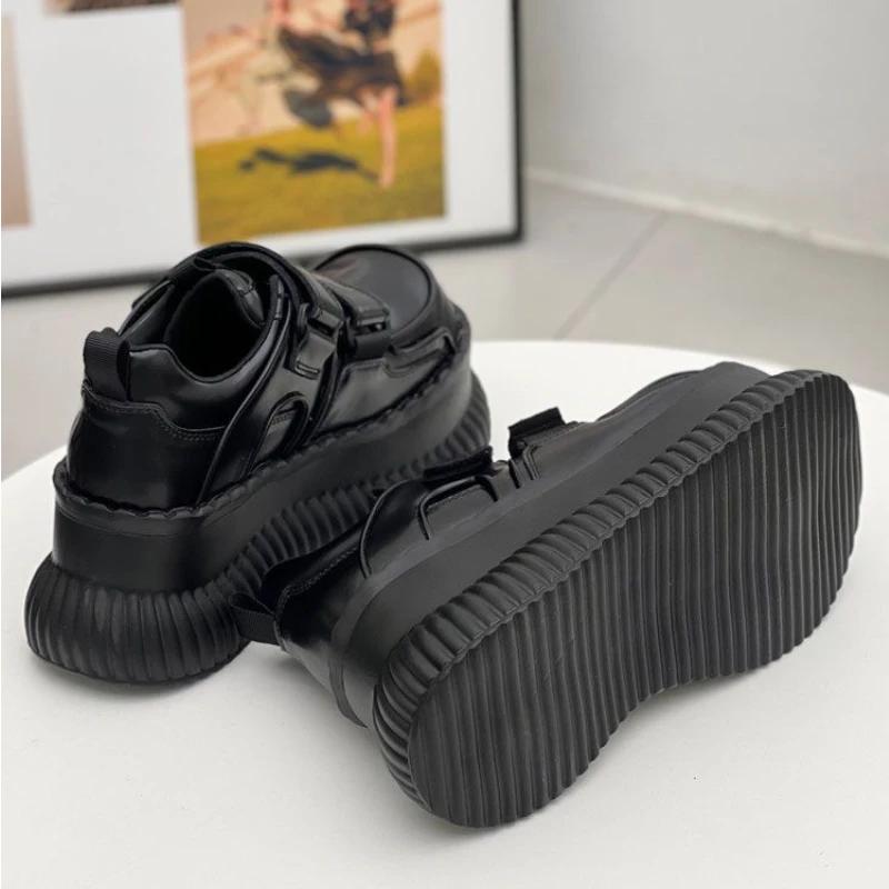 Retro Thick Soled Women's Shoes 2024 Autumn Collection Solid Color Big Head Casual Thick Soled Increased Anti Slip Women's Shoes