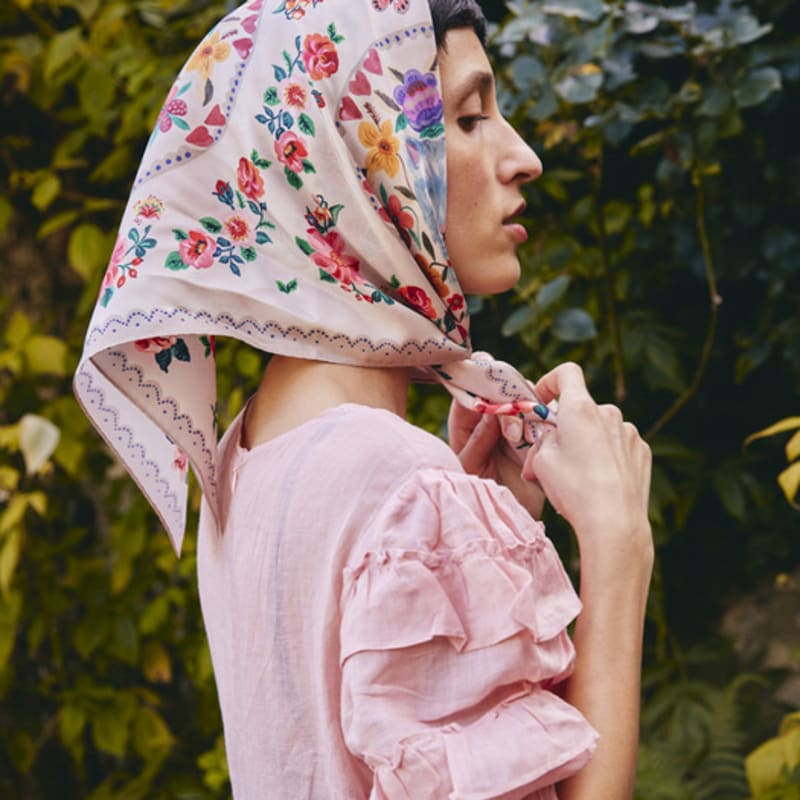 

SOCKS APPEAL NAT silk scarf matin Free