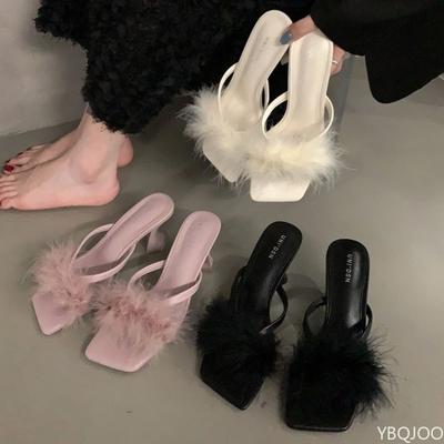 Mode Sommer Neu Plüsch Hausschuhe Damen Französischer Stil Nische Hohe Absätze Outdoor Lässige Zehen-Flip-Flops Lässiger Komfort Damenpumps Mujer