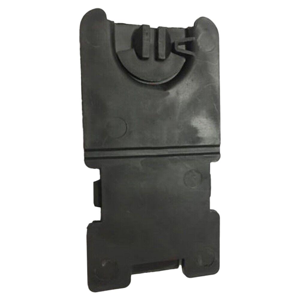 High-quality Plastic Inner Lining Mudguard Cover Plate for Mercedes-Benz W213 (OE 2136909102)