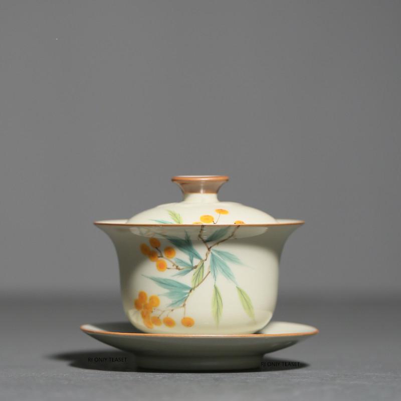 Chinese Handmade Ceramic Gaiwan Hand-painted Loquat Pattern Porcelain Tea Tureen Teacup Household Tea Bowl Travel Teaware 10.8 x8.4cm 130ml