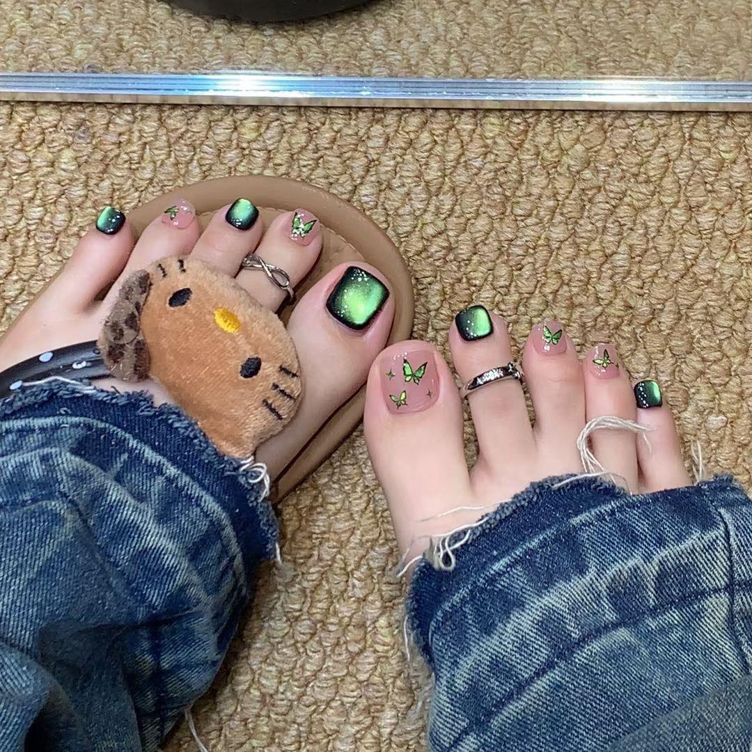 Elegant Butterfly Cat-Eye Press-On Toenails - Versatile, Skin-Brightening Nail Art for Everyday Wear