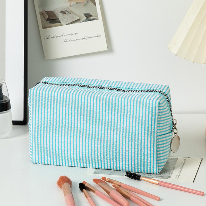 Fresh Simple Striped Cosmetic Bag Large Capacity Makeup Bag Pencil Case Travel Toiletries Bags Toiletry Storage Pouch