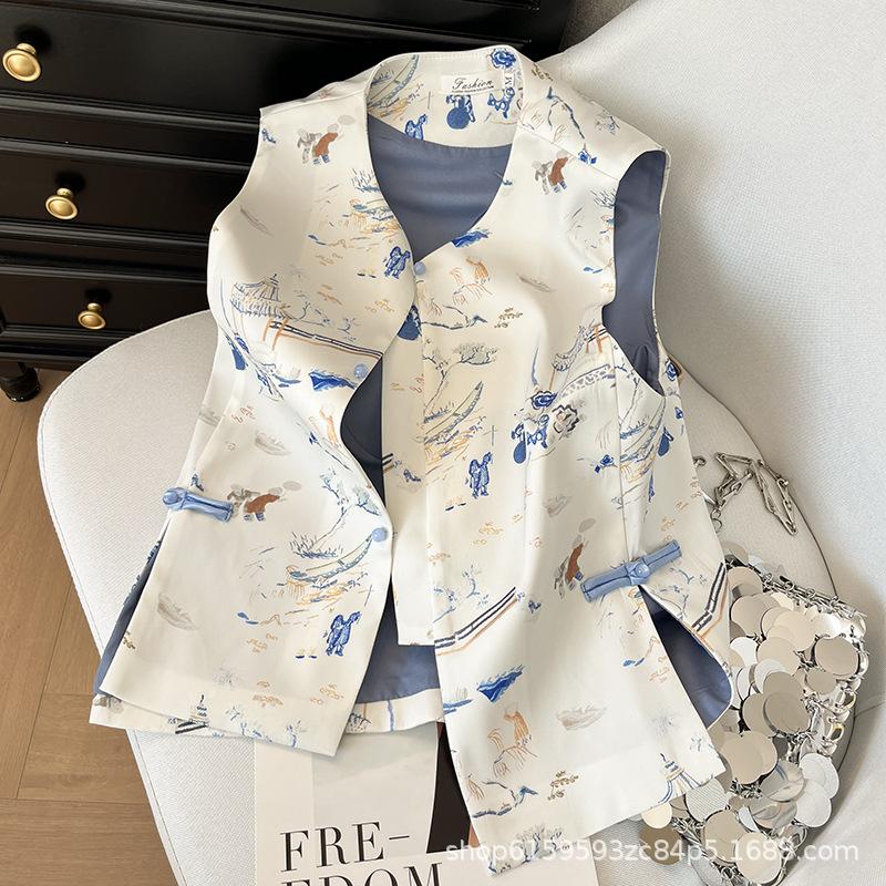 Embroidered button-down vest jacquard brocade weaving gold cardigan