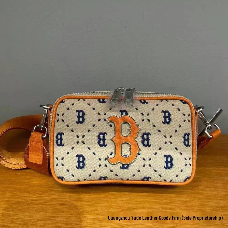 

Корейская сумка-тоут с ромбовидным монограммным принтом MLB: Универсальная женская сумка и кроссбоди Bag Only