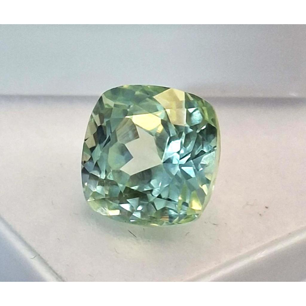 Natural Light Green Parti Sapphire Cushion Cut 5-7 Ct Beautiful Loose Gemstone