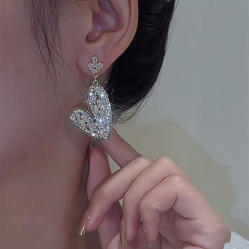 Luxury Crystal Heart Earrings Fashion Silver Color Zircon Korea Drop Earring For Women Sophisticated Elegant Jewelry