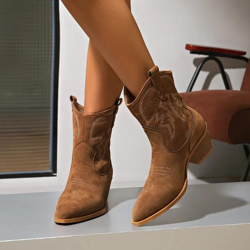 New Pointed Coarse Heel Large Western Cowboy Short Boots Embroidered Brown Women's Shoes and Ankle Boots for Women