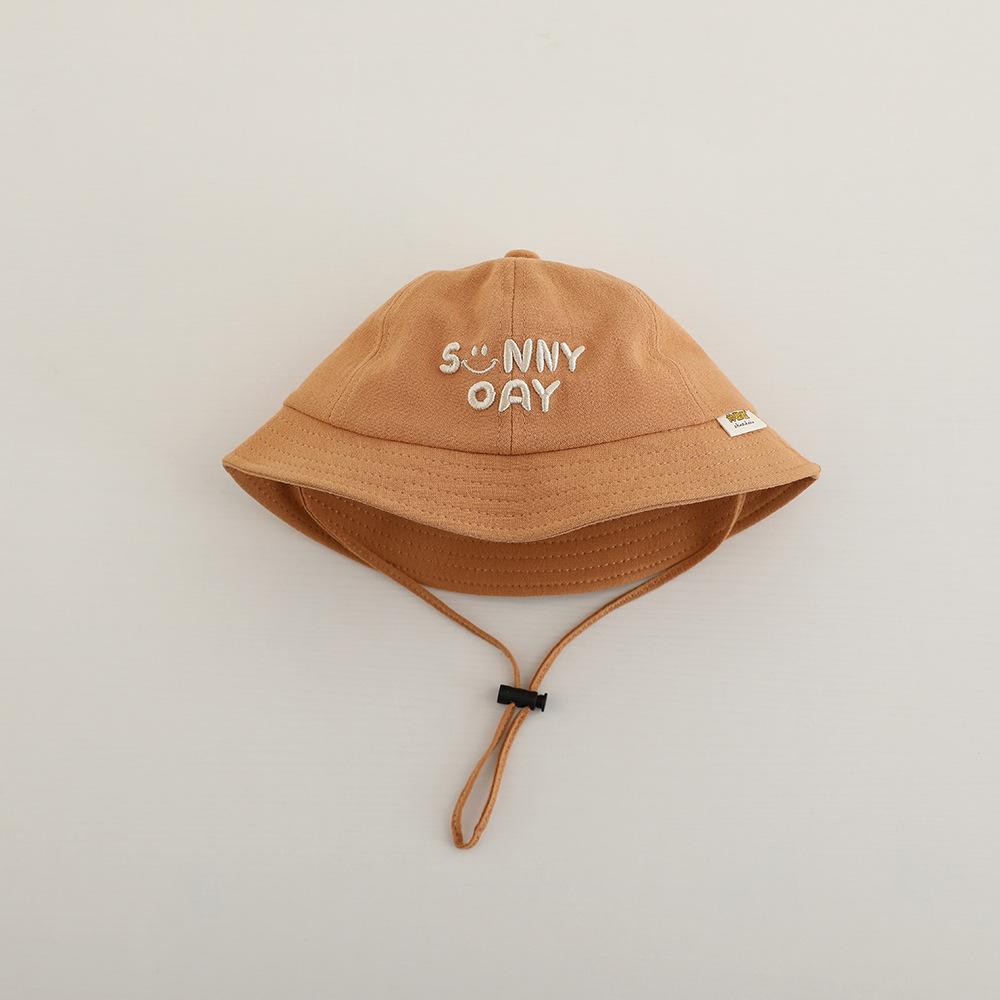 Kids Embroidered Letter Bucket Hat Wide Brim Sun Protection Cap With Windproof Strap For Spring Autumn Outdoor