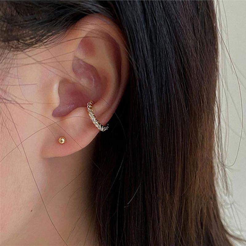 Light Luxury High-Grade Sense Elegant Ear Clip Non-Pierced Female Sterling Silver Ear Clip French Retro Minority Design Sense Earrings