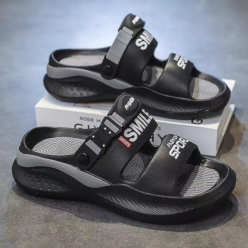 Sandals men's summer new trend outdoor deodorant beach shoes men's casual driving soft-soled non-slip sandals