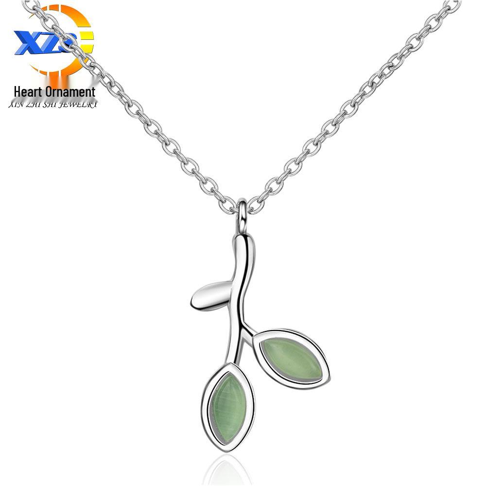 All-Match Leaf Pendant Necklace with Cat's Eye Stone - Simple Korean Style Clavicle Chain for Students & Women