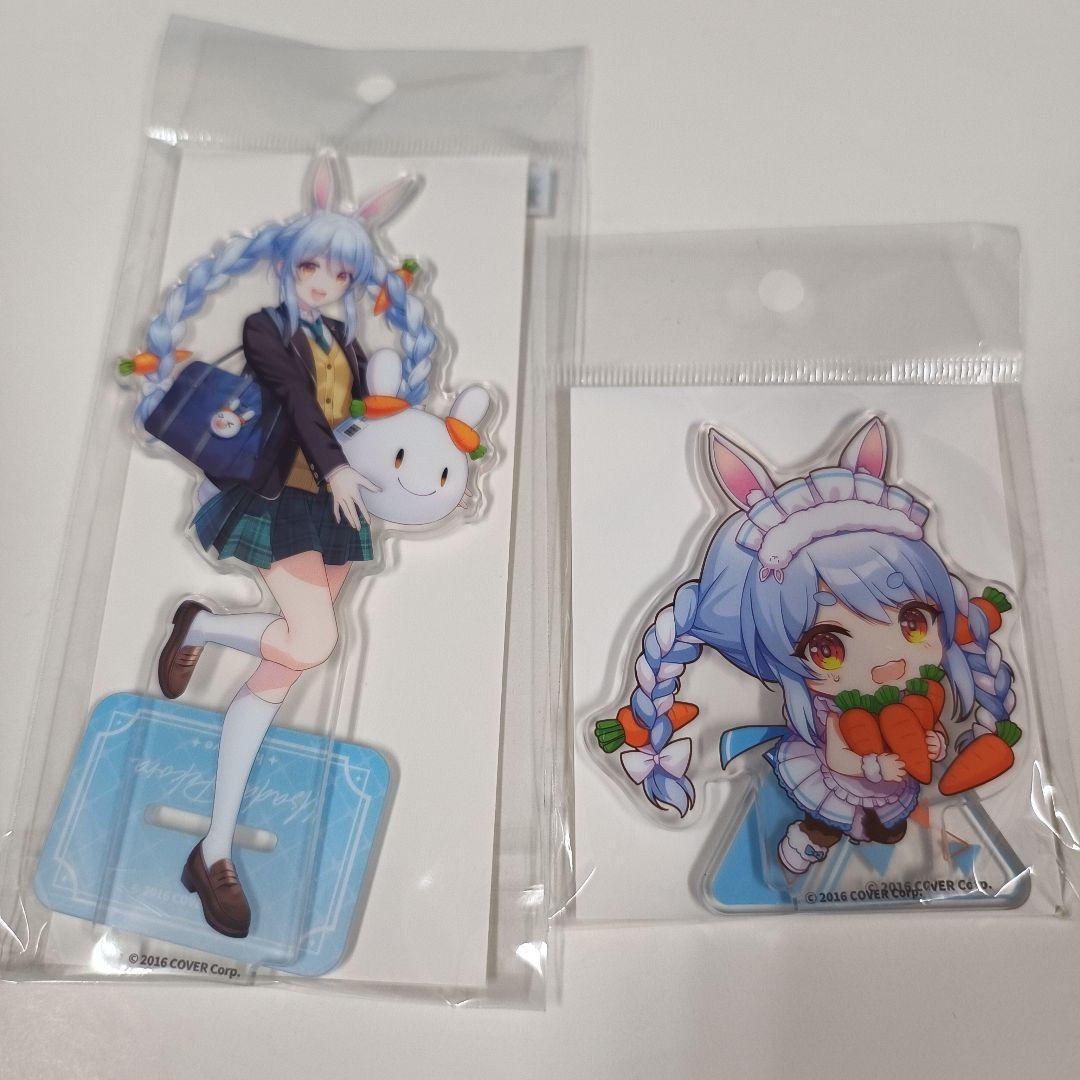 

[Б/У] Usada Pekora Korea Collaboration Cafe Acrylic Stand Set