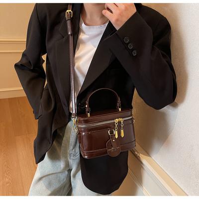 Fashion Super Hot Small Bag Women 2025 New High-end Versatile Messenger Bag Spring and Summer Fashion Portable Box Bag