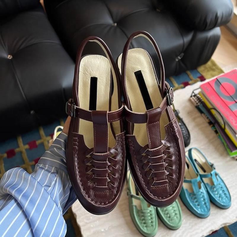 

Женские босоножки с ремешком на пятке в стиле ретро ручной работы, женская дышащая кожа, обувь на низком каблуке, летние универсальные однотонные туфли с мягкой подошвой для женщин Zapato 40 коричневый