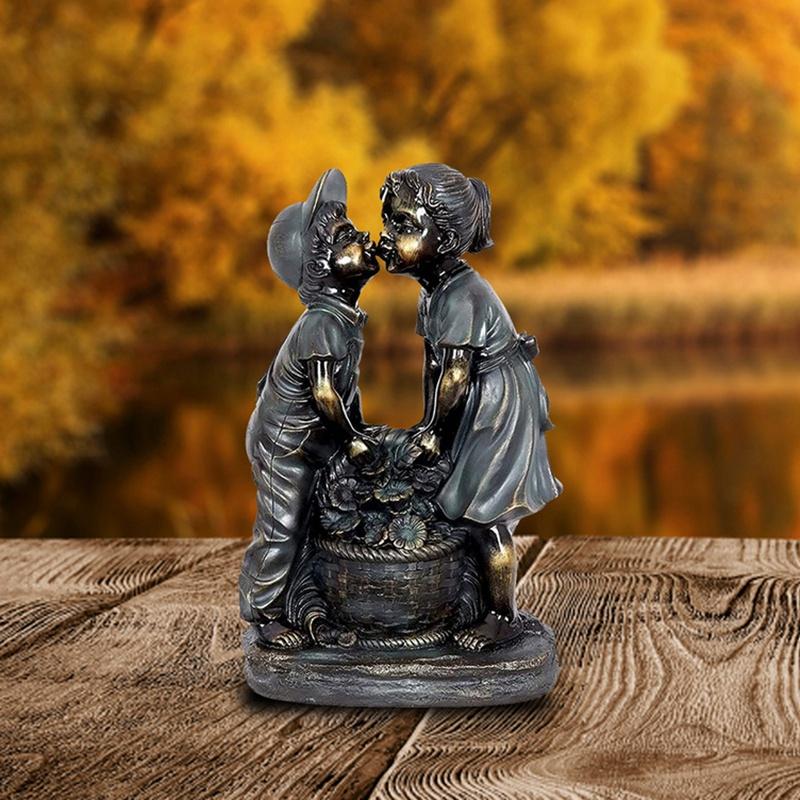 Latest Boy & Girl Sculpture Bath Pressure Water Statue Courtyard Resin Craft Garden Ornaments Garden Decoration Statue