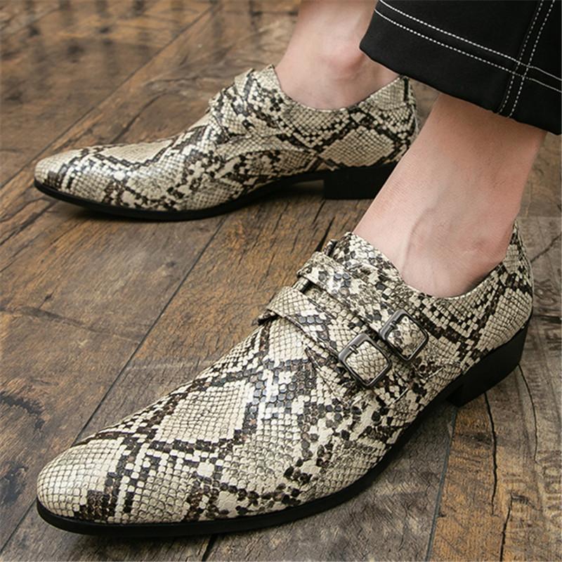 Britain New Fashion Gentleman Pointed Snakeskin Pattern Casual Shoes For Men Monk Strap Loafers Formal Wedding Dress Footwear