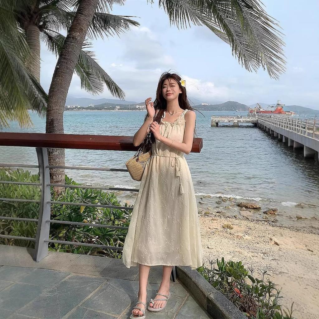 Heavy Industry Embroidery Jacquard Suspender Dress Women's Summer New Gentle Sweet First Love Dress Holiday Style Long Dress