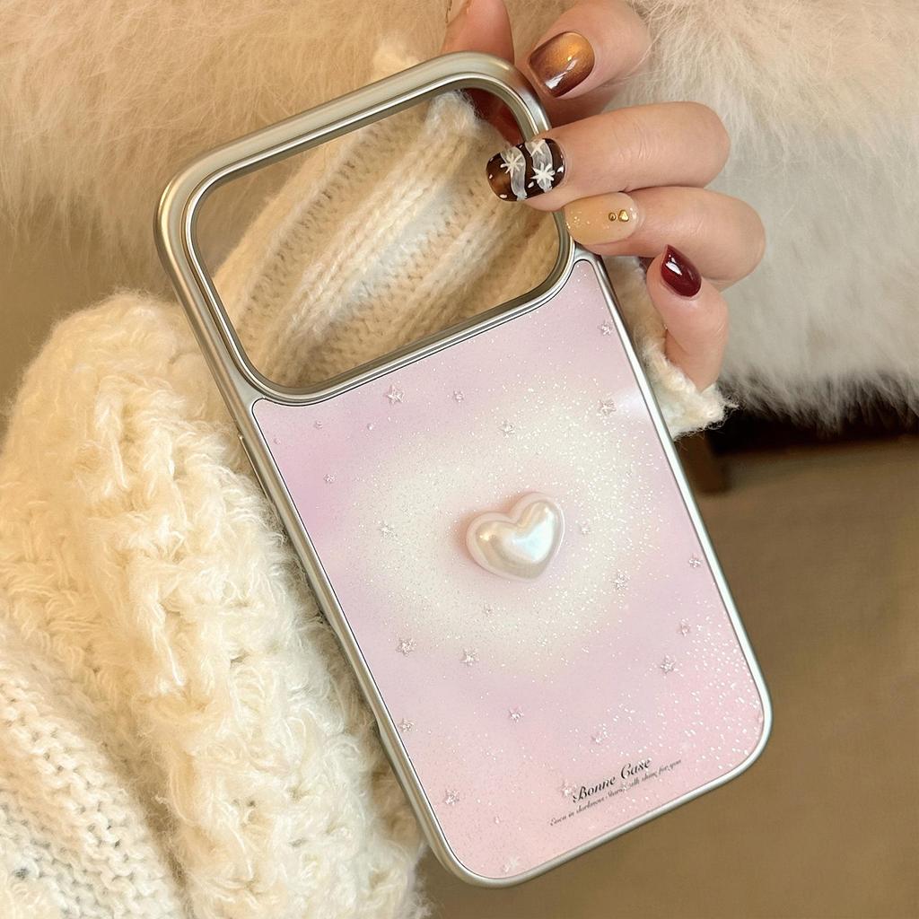 Artistic Silver Heart-Shaped Phone Case for iPhone 16, iPhone 17, and iPhone 17 Pro Max
