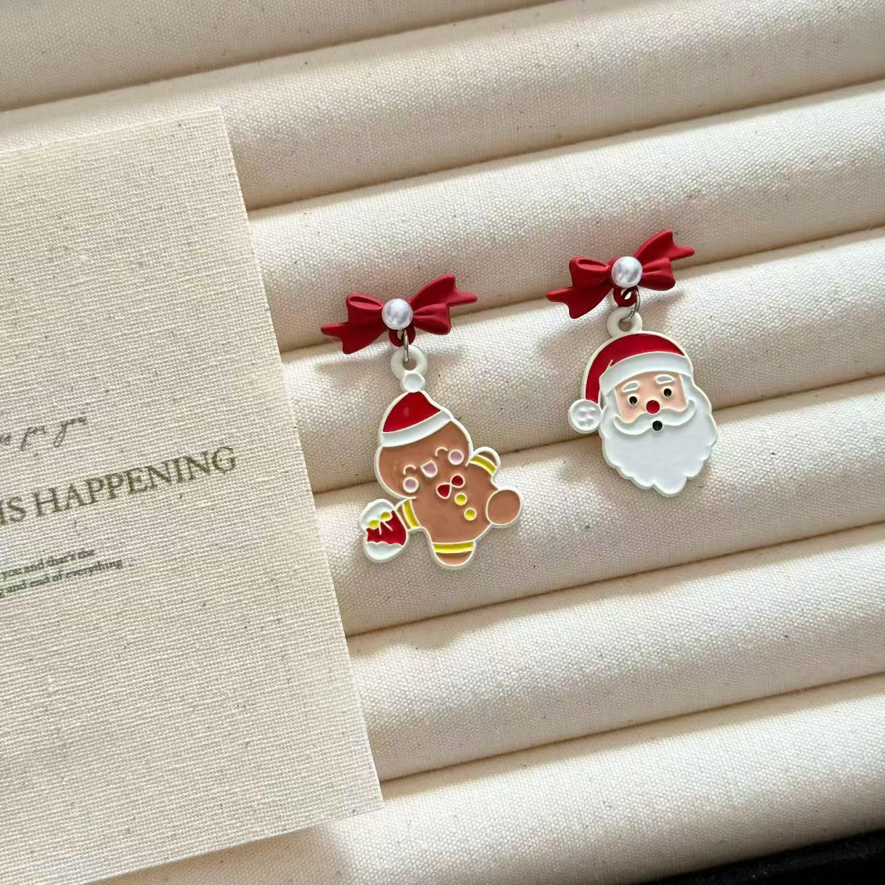 Асимметричные рождественские серьги Санта Клаус и Пряничный человечек - Милый мультяшный дизайн для женщин