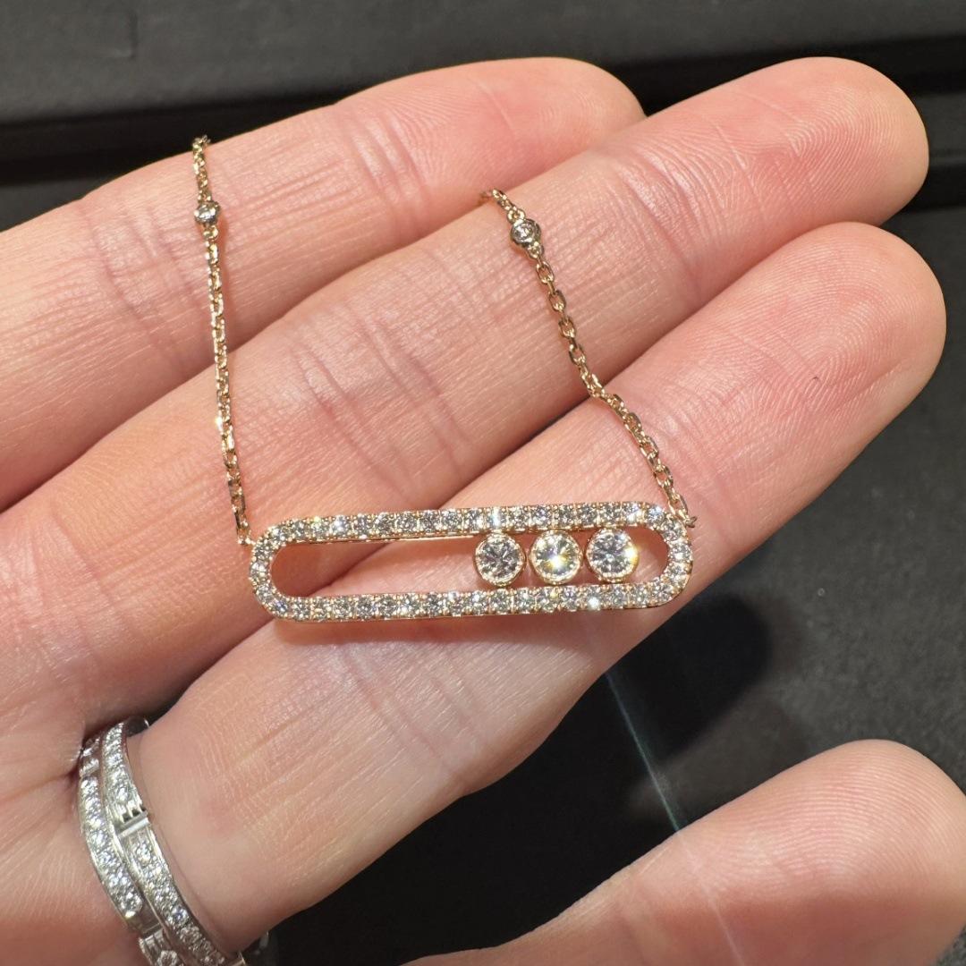 

Lucky Turn of Fate Diamond-Encrusted Three-Diamond Necklace for Women move Removable plated paperclips18k Niche high-end clavicle chain Fortune-Telling Three-Dia
