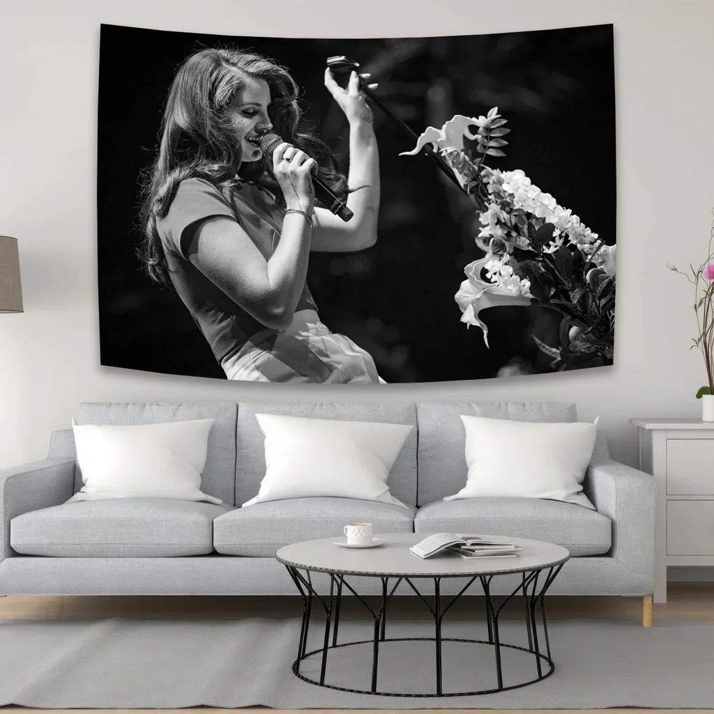 VIKAMA Banner Tappezzeria in Poliestere Lana Del Rey Decorazione Murale Pop Star Americana per Esterno Interno da Appendere per Casa Stanza del Dormitorio