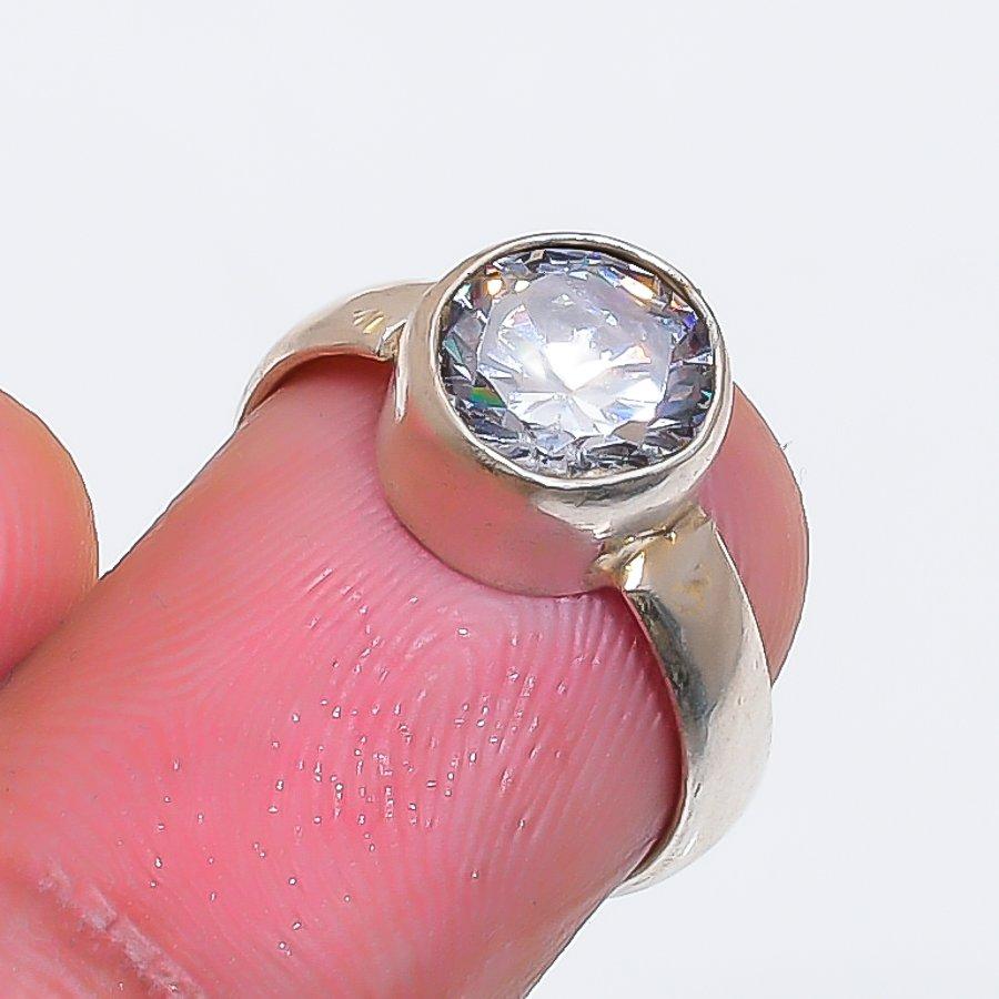 Natural White Topaz Gemstone 925 Sterling Silver Jewelry Ring Size 4 ZS-1763