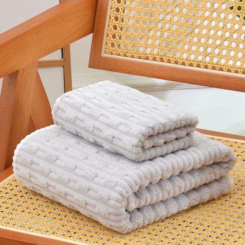 Soft Bamboo Coral Fleece Bath Towel - Thick, Absorbent, and Skin-Friendly