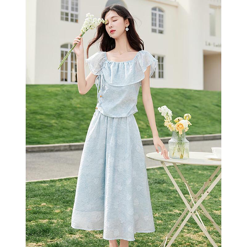 U-Neck Pleated T-Shirt & High-Waist Floral Skirt Set